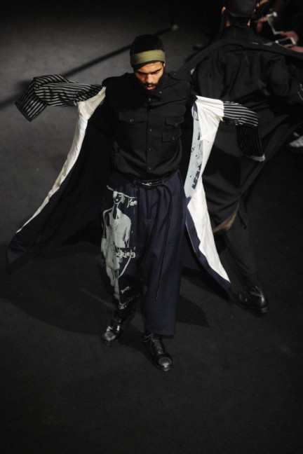 yohji-yamamoto-paris-mens-ss-17-42