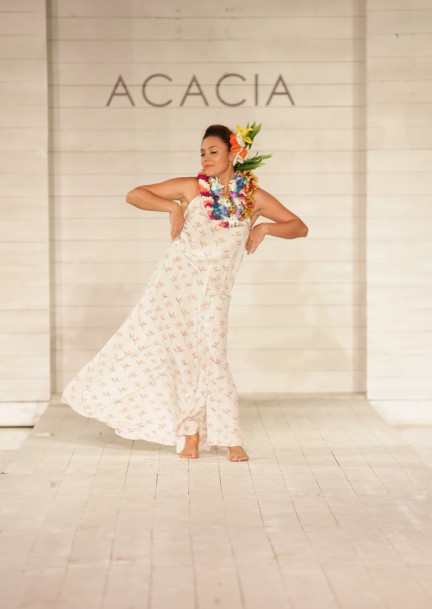 acacia-mercedes-benz-fashion-week-miami-swim-2015-runway-images-86