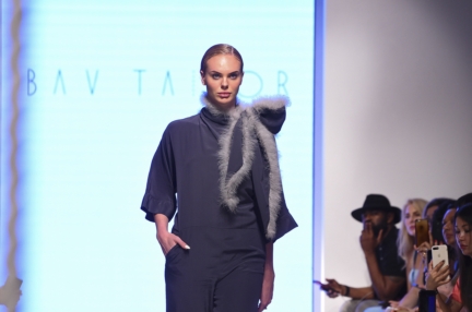 bav-tailor-arab-fashion-week-ss20-dubai-3639