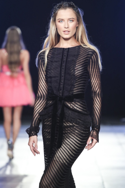 malliny-arab-fashion-week-ss20-dubai-2312