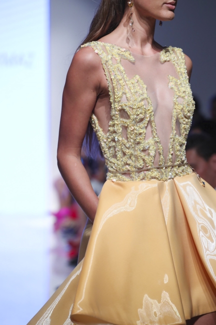 mehmet-korkmaz-arab-fashion-week-ss20-dubai-1659