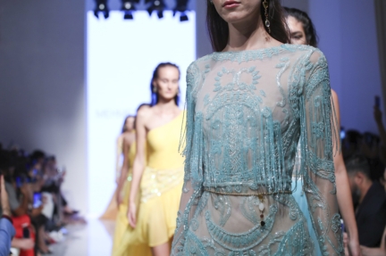 mehmet-korkmaz-arab-fashion-week-ss20-dubai-1762