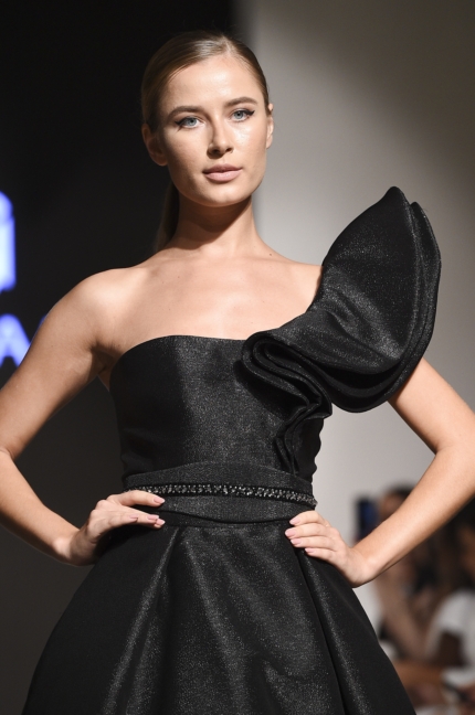 naaja-saade-arab-fashion-week-ss20-dubai-0804