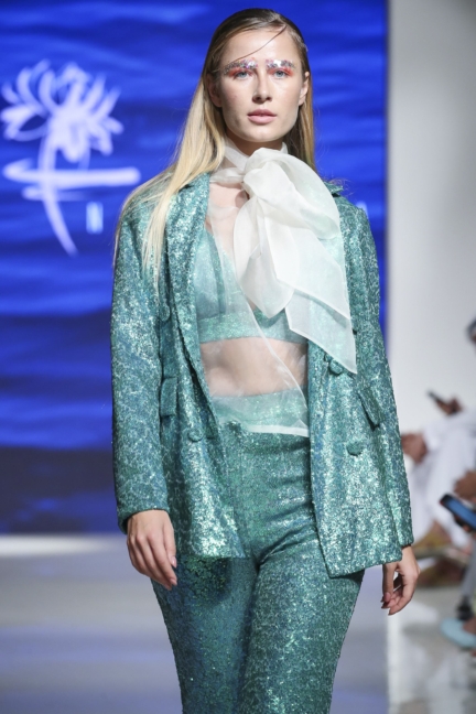 nirmooha-arab-fashion-week-ss20-dubai-7536