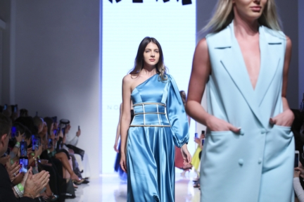 nora-al-shaikh-arab-fashion-week-ss20-dubai-0150