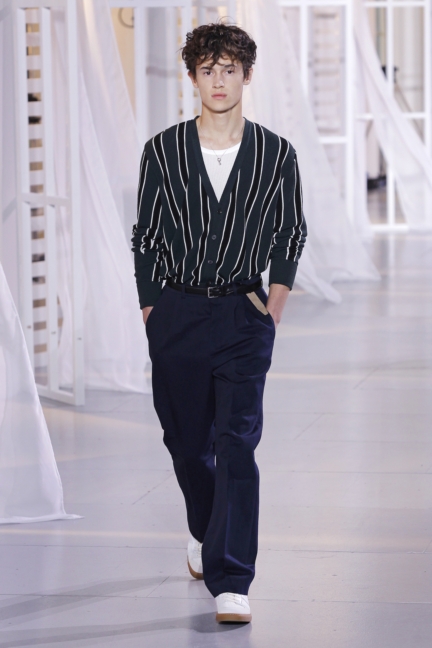 ami-alexandre-mattiussi-paris-mens-ss-17-25