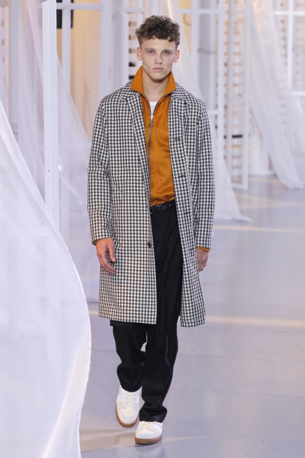 ami-alexandre-mattiussi-paris-mens-ss-17-3