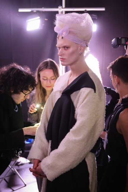 newest-bfw-aw24-joshuasammer-dzhus-backstage-web-073