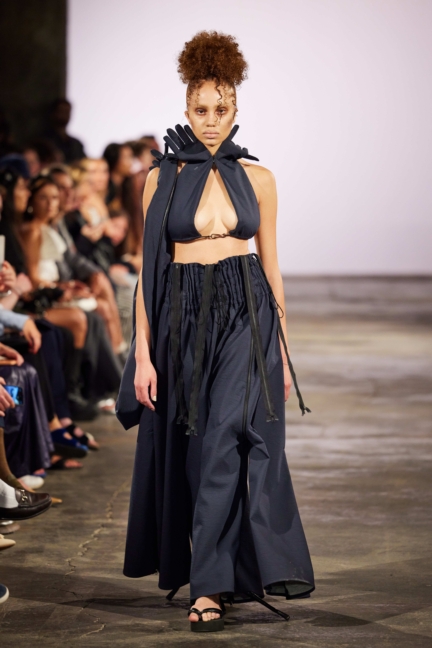 dzhus_ss24_look9_by_finnegan_koichi_godenschweger_for_bfw