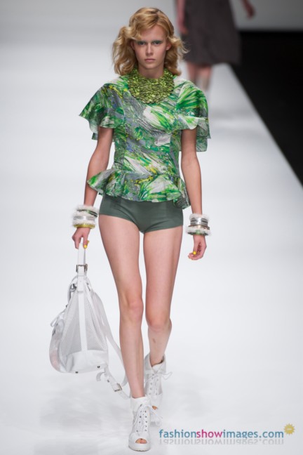 jack_hardy_lfw2010_dsc0097