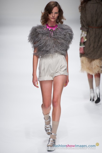 jack_hardy_lfw2010_dsc0285