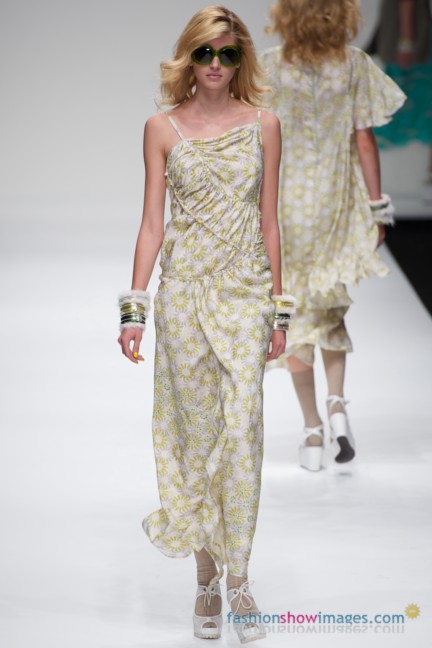 jack_hardy_lfw2010_dsc0363