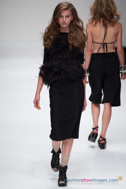 jack_hardy_lfw2010_dsc0646