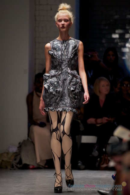 jack_hardy_lfw2010_dsc6024