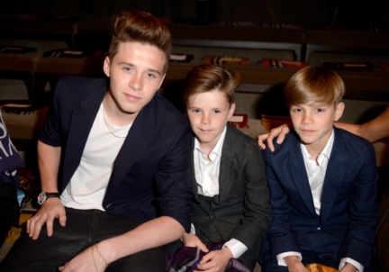 brooklyn-cruz-and-romeo-beckham-at-the-burberry-_london-in-los-angeles_-event