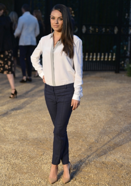 mila-kunis-at-the-burberry-_london-in-los-angeles_-event