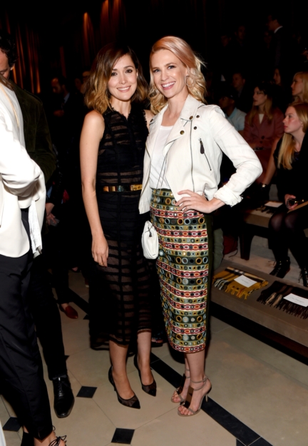 rose-brynne-and-january-jones-at-the-burberry-_london-in-los-angeles_-event