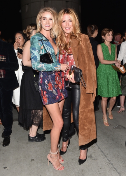 rosie-huntington-whiteley-and-cat-deeley-at-the-burberry-_london-in-los-angeles_-event