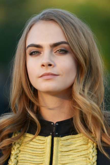 london-in-los-angeles_-cara-delevingne-wearing-burberry-make-up
