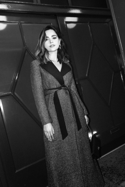 chanel_jenna_coleman_chanel_metiers-dart-2023_2024_show_december_7th_2-hd