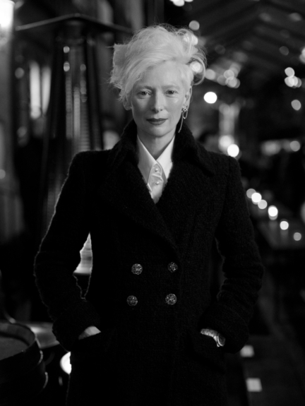 chanel_tilda_swinton_chanel_metiers-dart-2023_2024_show_december_7th_3-hd