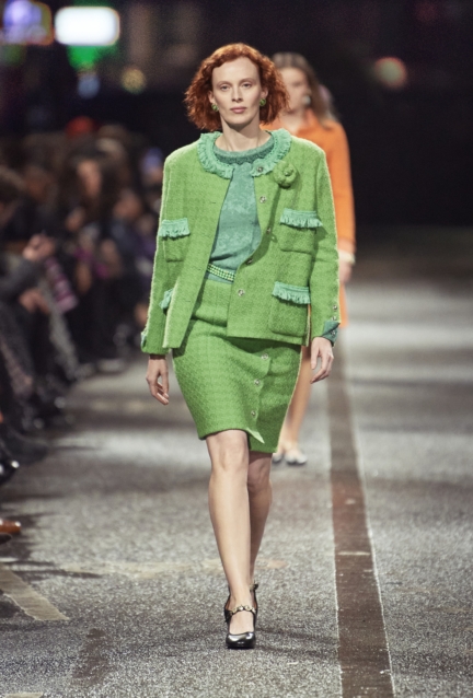 chanel_look-003-_2023-24-metiers-dart-collection-hd