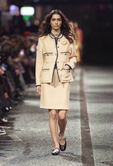 chanel_look-010_2023-24-metiers-dart-collection-hd