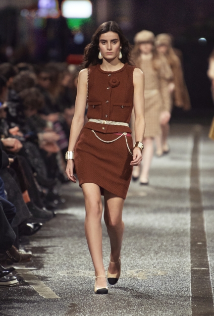 chanel_look-016_2023-24-metiers-dart-collection-hd