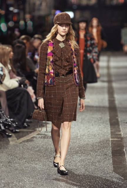 chanel_look-020_2023-24-metiers-dart-collection-hd