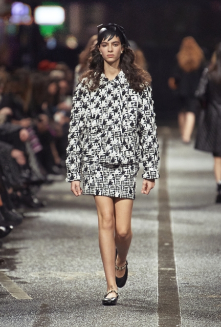 chanel_look-029_2023-24-metiers-dart-collection-hd