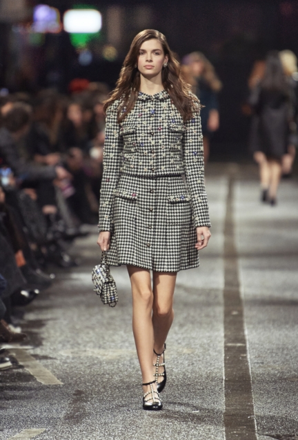 chanel_look-030_2023-24-metiers-dart-collection-hd
