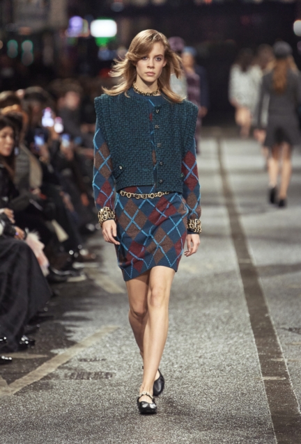 chanel_look-035_2023-24-metiers-dart-collection-hd