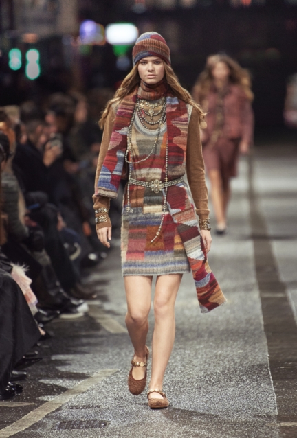 chanel_look-048_2023-24-metiers-dart-collection-hd