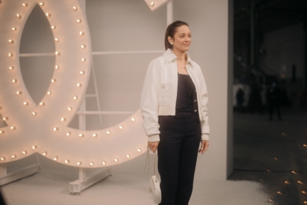 11_marion_cotillard_chanel_ss21_rtw_show_1