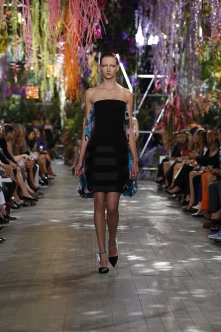 women_dior_pap_ss2014_look_35