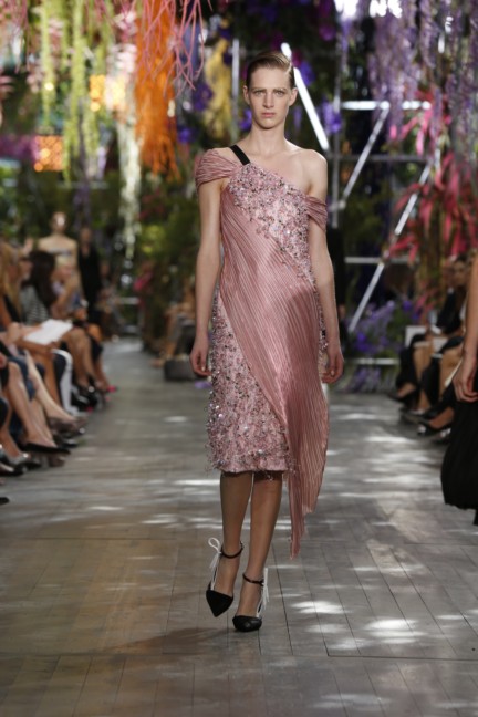 women_dior_pap_ss2014_look_43