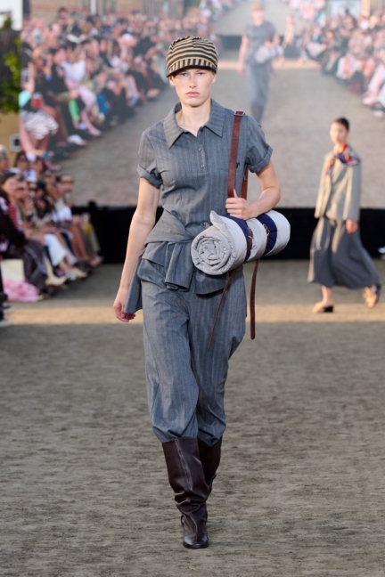 ss26-copenhagen-fashion-week-baum-und-pferdgarten-runway-2x3-james-cochrane-1