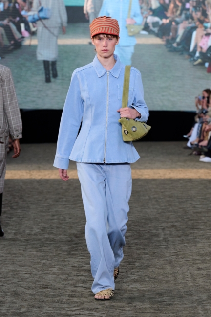 ss26-copenhagen-fashion-week-baum-und-pferdgarten-runway-2x3-james-cochrane-18