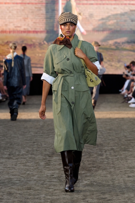 ss26-copenhagen-fashion-week-baum-und-pferdgarten-runway-2x3-james-cochrane-5