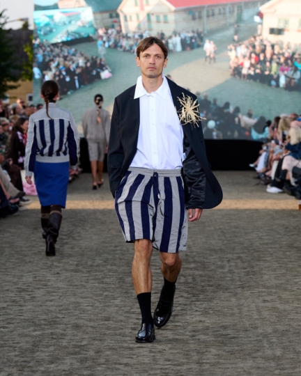 ss26-copenhagen-fashion-week-baum-und-pferdgarten-runway-4x5-james-cochrane-22