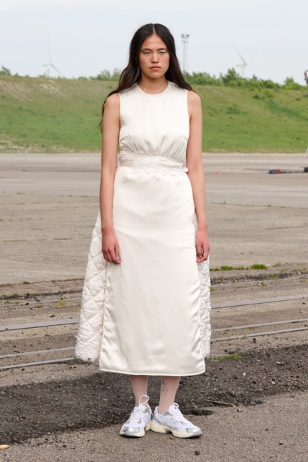 ss26-copenhagen-fashion-week-cecilie-bahnsen-runway-2x3-james-cochrane-28