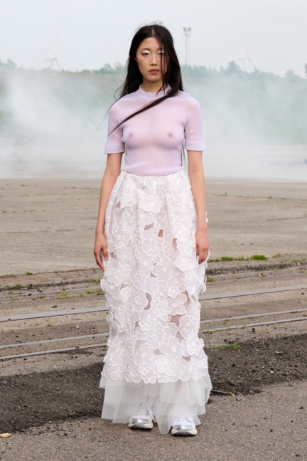 ss26-copenhagen-fashion-week-cecilie-bahnsen-runway-2x3-james-cochrane-3