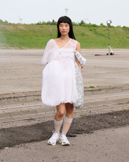 ss26-copenhagen-fashion-week-cecilie-bahnsen-runway-4x5-james-cochrane-10