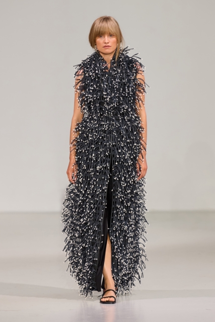 ss26-copenhagen-fashion-week-freya-dalsjo-runway-2x3-james-cochrane-11