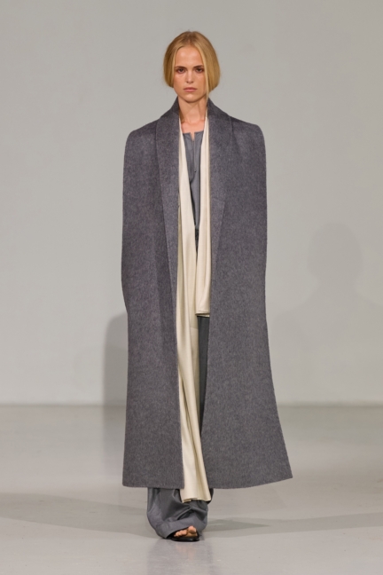 ss26-copenhagen-fashion-week-freya-dalsjo-runway-2x3-james-cochrane-4