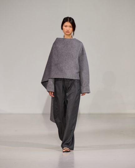 ss26-copenhagen-fashion-week-freya-dalsjo-runway-4x5-james-cochrane-8