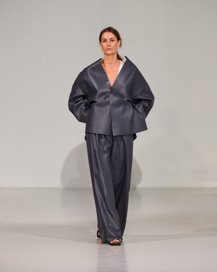 ss26-copenhagen-fashion-week-freya-dalsjo-runway-4x5-james-cochrane-9