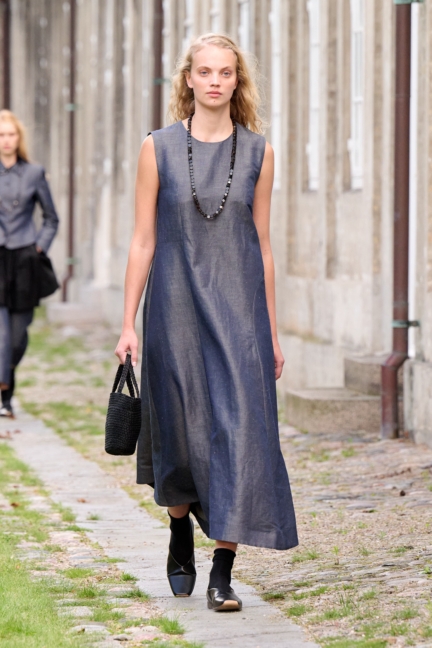 ss26-copenhagen-fashion-week-skall-studio-runway-2x3-james-cochrane-18