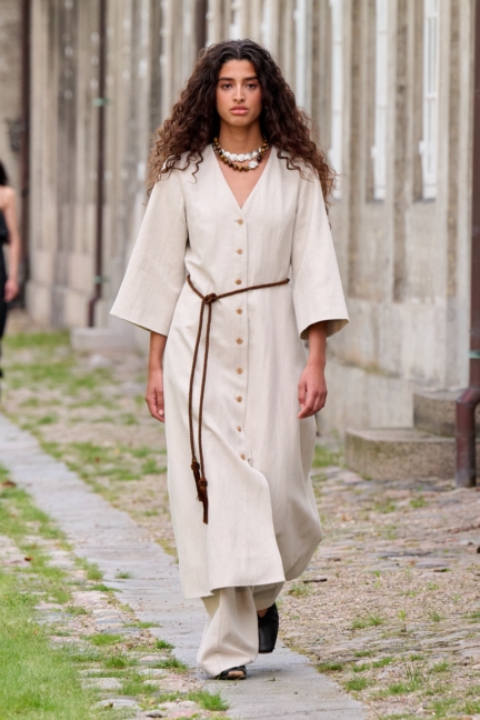 ss26-copenhagen-fashion-week-skall-studio-runway-2x3-james-cochrane-28