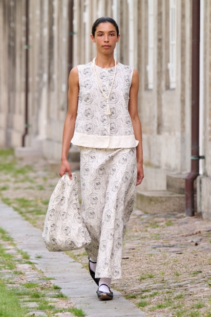 ss26-copenhagen-fashion-week-skall-studio-runway-2x3-james-cochrane-33